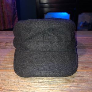 Stefeno Grey Wool Cap Size: Medium